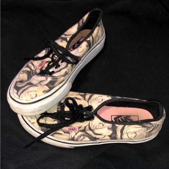 Black and White Rose patterned Vans - Picture 1 of 4